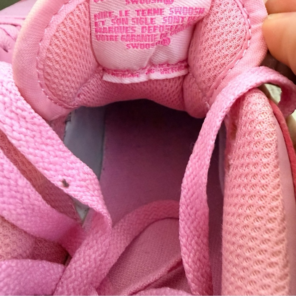 Women’s Nike Shoes - Picture 9 of 13